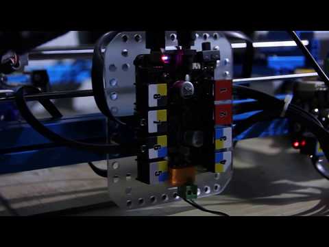 The Endurance MakeBlock XY 2.0 cutter and engraver with powerful diode lasers. The Engraving and cutting machine with a big working area.