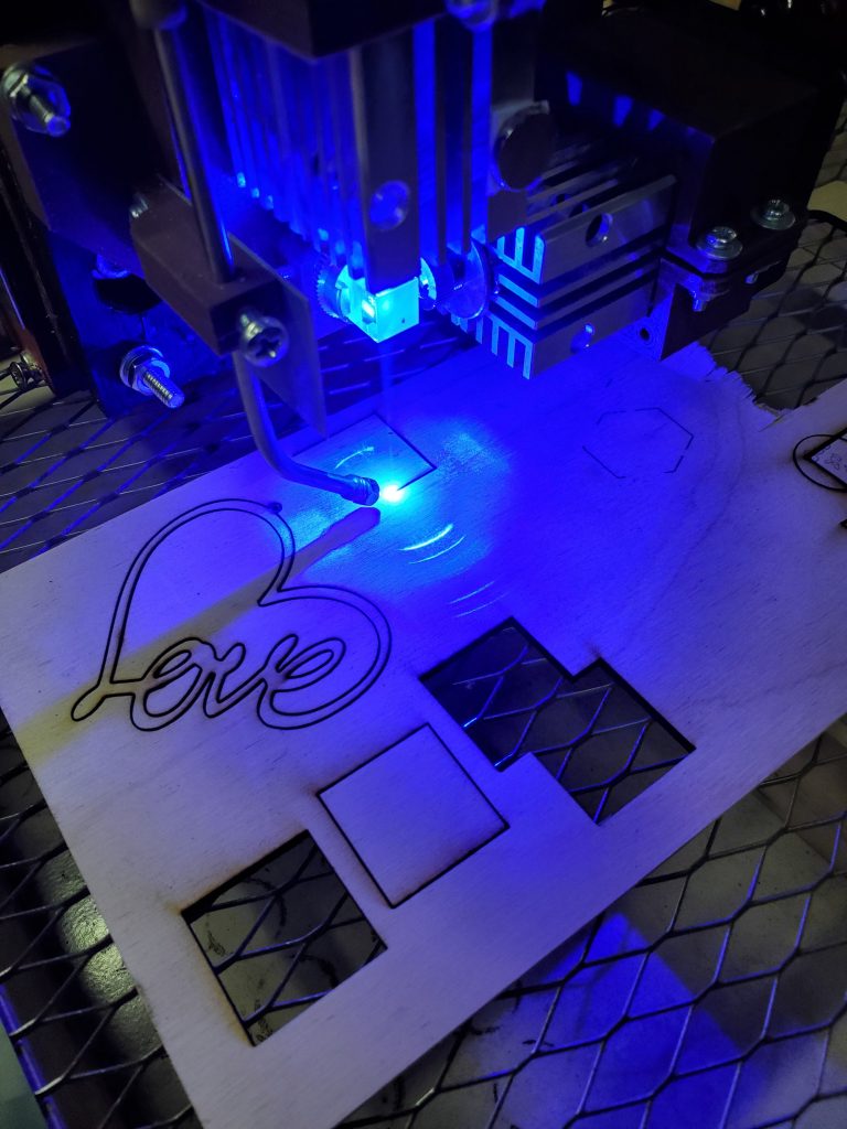 An Endurance 15 watt DUOS DIY laser kit