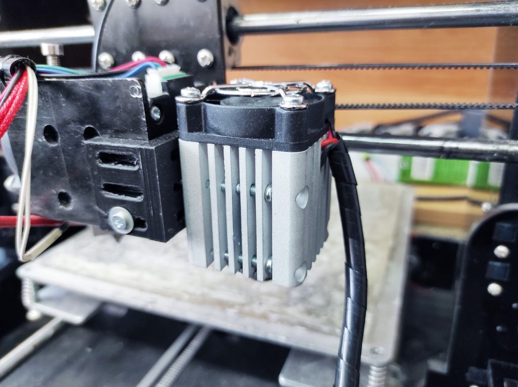 5-5.5-5.6 watt (5000 - 5500 - 5600 mW) diode laser attachment (improvement) for any 3D printer and CNC router. Laser cutting / engraving instrument