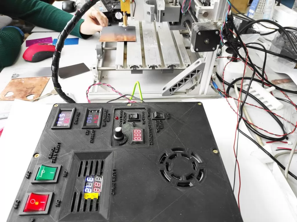 An Endurance Coherent FAP 800 laser infrared model: 15 watt / 25 watt / 30 / 40 / 50 watt with 808 nm wavelength